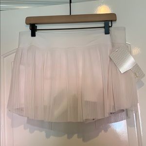 Lululemon Just Pleat II Skirt